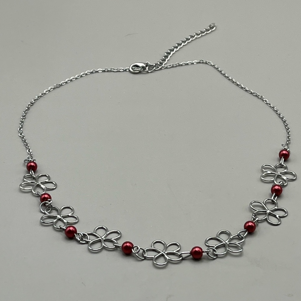 Floral Silver and Red Necklace - Picture 2 of 3